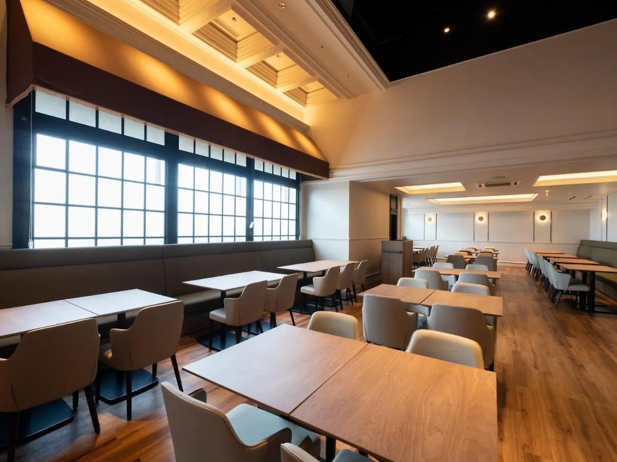 Oriental Hotel Universal City Osaka 4*,